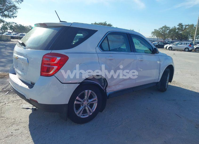 Photo 4 of 2017 Chevrolet Equinox LS (VIN 2GNALBEK1H1545374)