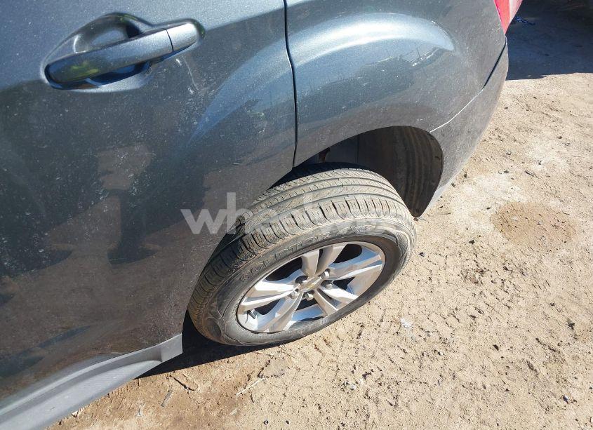 Photo 6 of 2017 Chevrolet Equinox LS (VIN 2GNALBEK1H1551076)