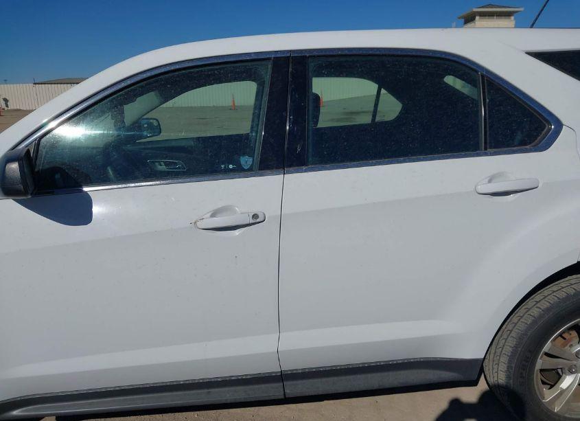 Photo 14 of 2017 Chevrolet Equinox LS (VIN 2GNALBEK1H1565320)