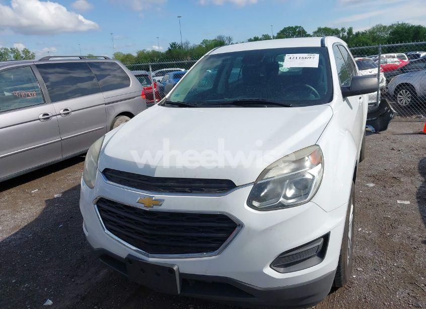 Photo 13 of 2017 Chevrolet Equinox LS (VIN 2GNALBEK1H1574938)