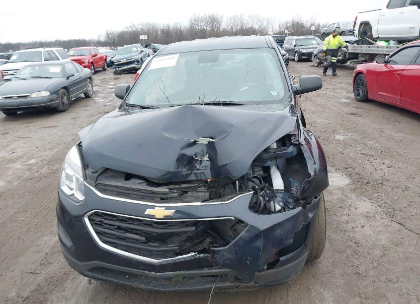 Photo 6 of 2017 Chevrolet Equinox LS (VIN 2GNALBEK1H1584319)