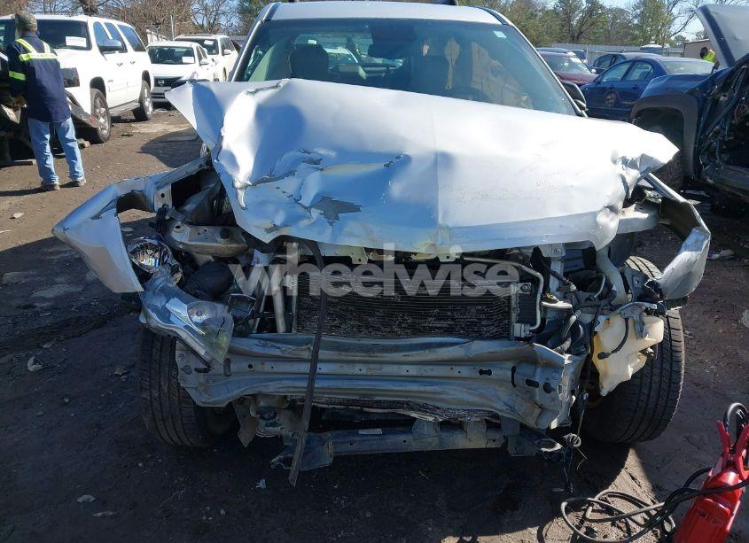 Photo 6 of 2012 Chevrolet Equinox LS (VIN 2GNALBEK2C1185136)