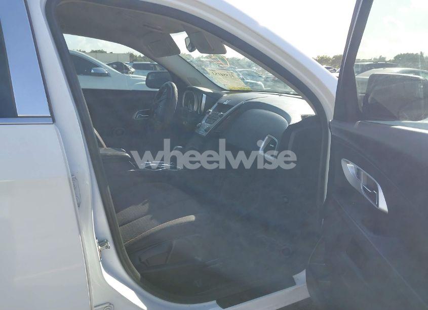 Photo 5 of 2012 Chevrolet Equinox LS (VIN 2GNALBEK2C1188117)