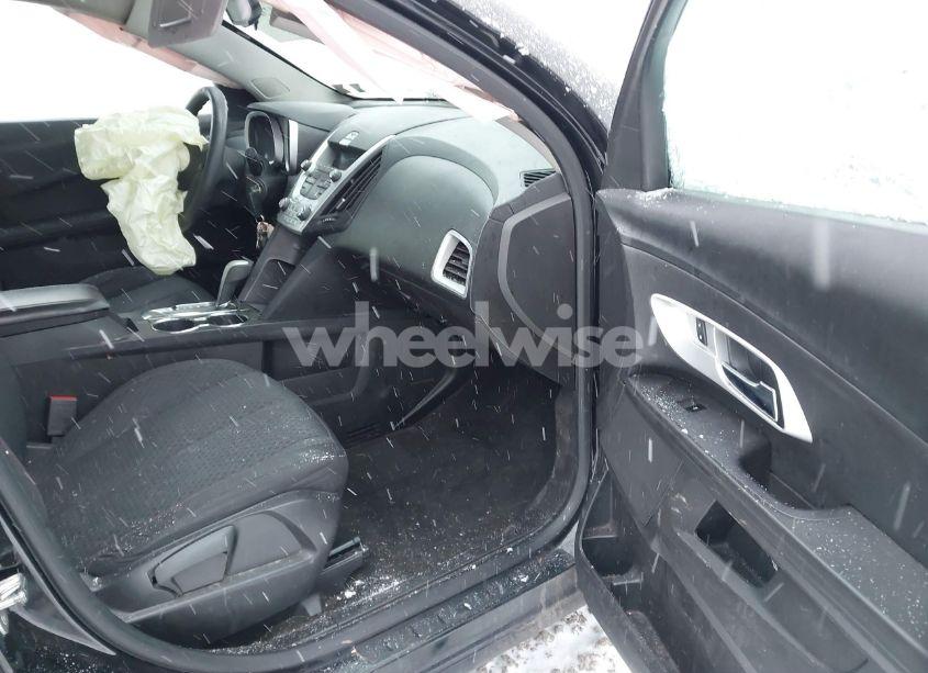 Photo 5 of 2012 Chevrolet Equinox LS (VIN 2GNALBEK2C1274091)