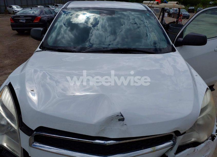 Photo 10 of 2012 Chevrolet Equinox LS (VIN 2GNALBEK2C1338954)