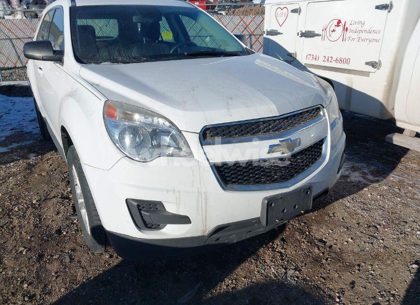 Photo 6 of 2012 Chevrolet Equinox LS (VIN 2GNALBEK2C6349035)