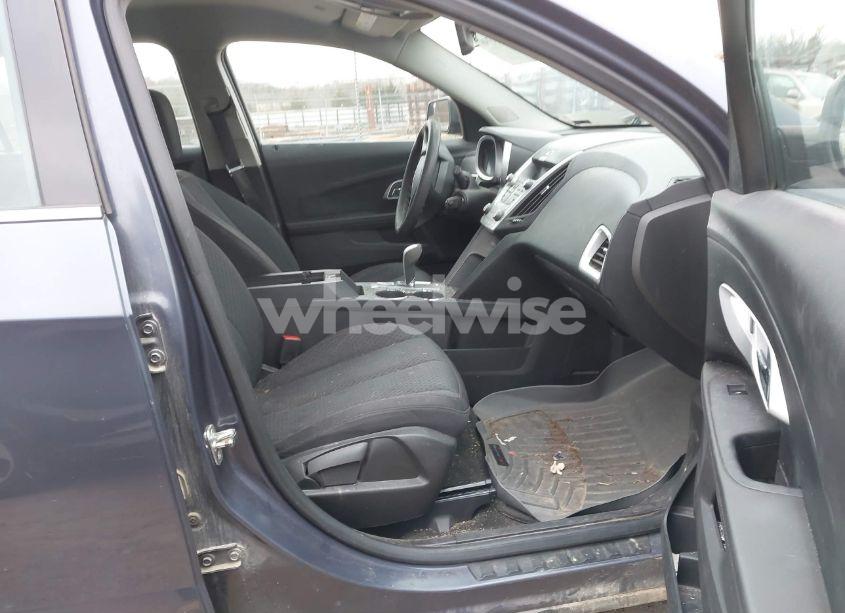 Photo 5 of 2013 Chevrolet Equinox LS (VIN 2GNALBEK2D6179874)