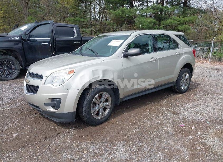 Photo 2 of 2013 Chevrolet Equinox LS (VIN 2GNALBEK2D6264794)