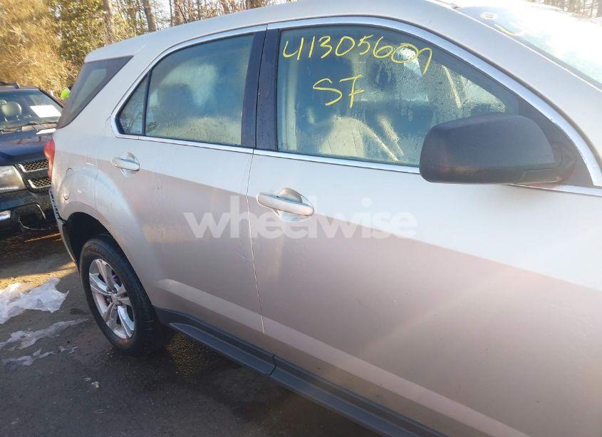 Photo 13 of 2013 Chevrolet Equinox LS (VIN 2GNALBEK2D6364846)