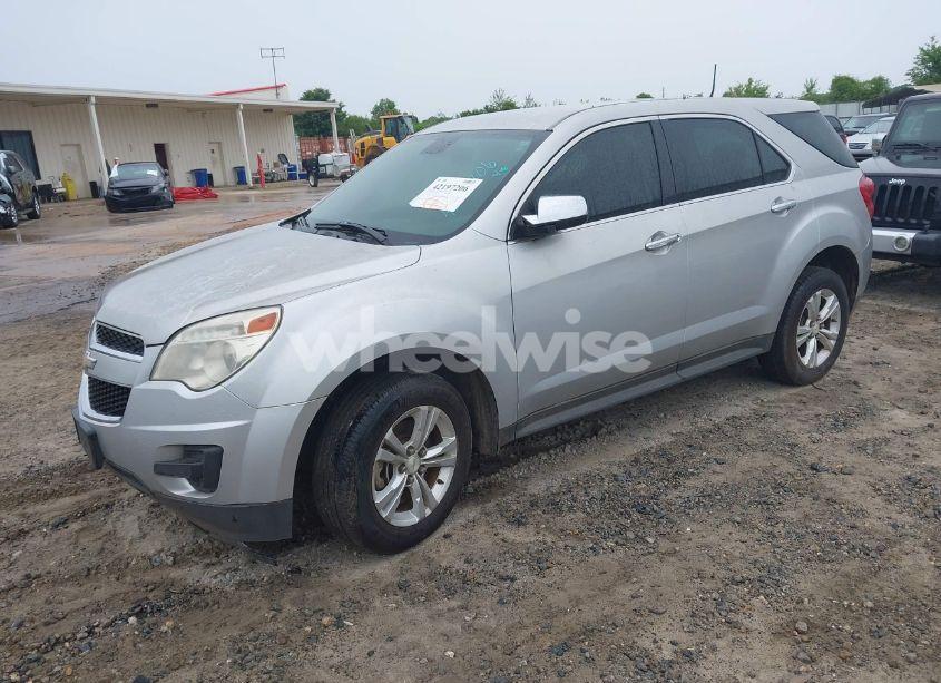 Photo 2 of 2013 Chevrolet Equinox LS (VIN 2GNALBEK2D6414337)