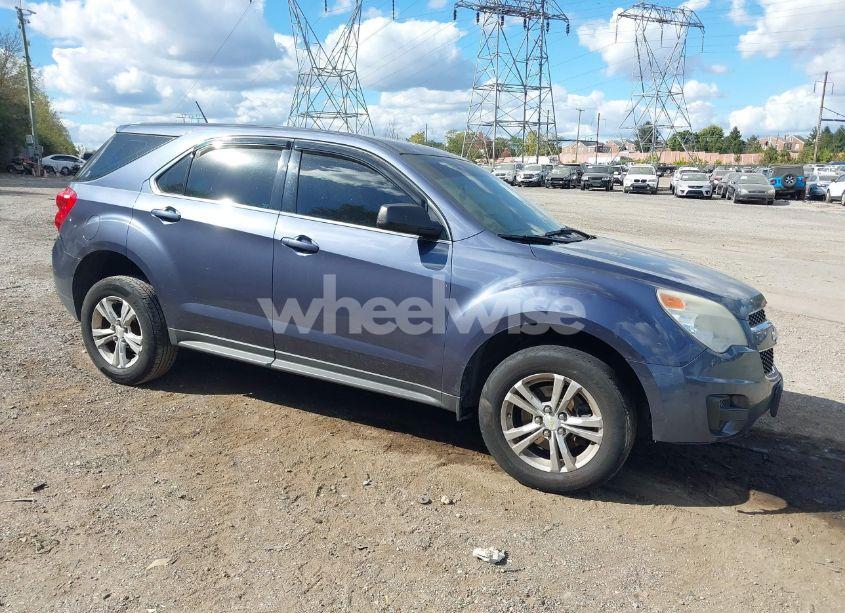 2013 Chevrolet Equinox LS (VIN 2GNALBEK2D6424771) main photo