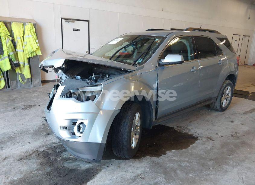 Photo 2 of 2015 Chevrolet Equinox 1LT (VIN 2GNALBEK2F6134131)