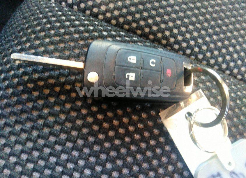 Photo 11 of 2015 Chevrolet Equinox 1LT (VIN 2GNALBEK2F6325693)