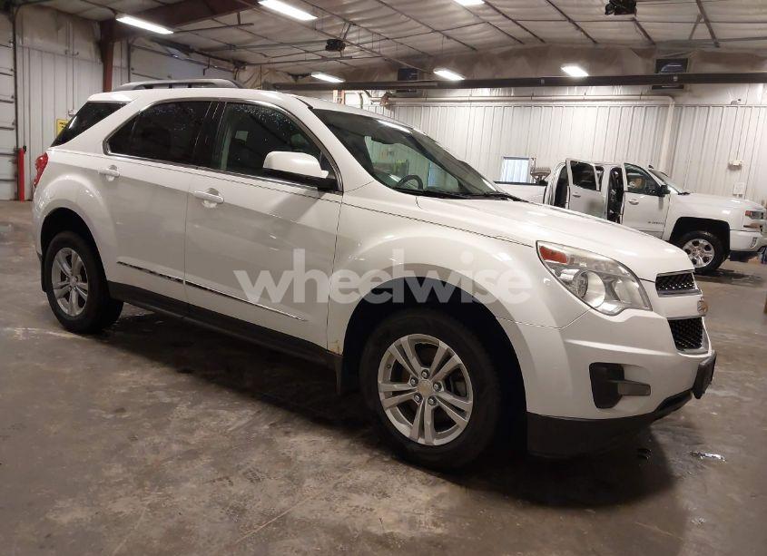 2015 Chevrolet Equinox 1LT (VIN 2GNALBEK2F6393475) main photo