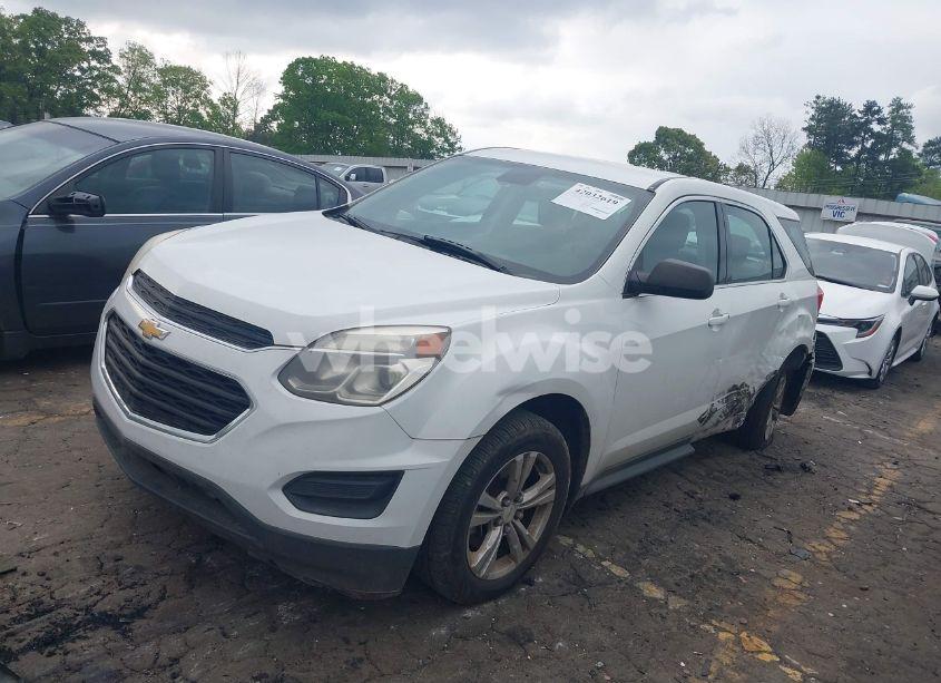 Photo 2 of 2016 Chevrolet Equinox LS (VIN 2GNALBEK2G1124200)