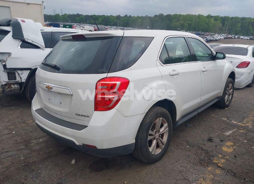 Photo 4 of 2016 Chevrolet Equinox LS (VIN 2GNALBEK2G1124200)