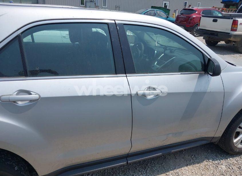 Photo 13 of 2016 Chevrolet Equinox LS (VIN 2GNALBEK2G1138615)