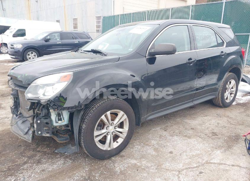 Photo 2 of 2016 Chevrolet Equinox LS (VIN 2GNALBEK2G1185112)