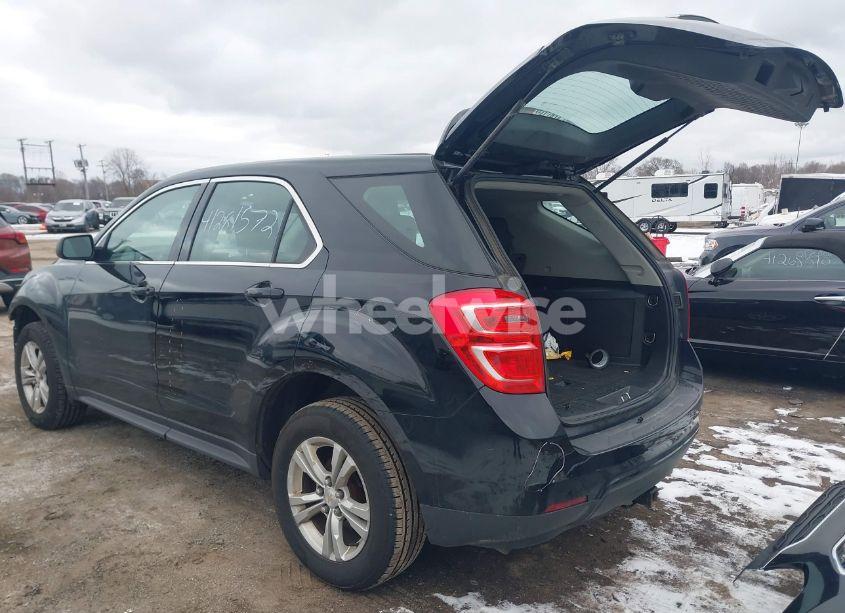 Photo 3 of 2016 Chevrolet Equinox LS (VIN 2GNALBEK2G1185112)