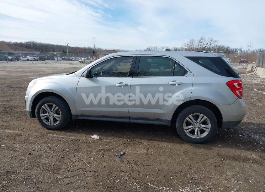 Photo 14 of 2016 Chevrolet Equinox LS (VIN 2GNALBEK2G6107089)