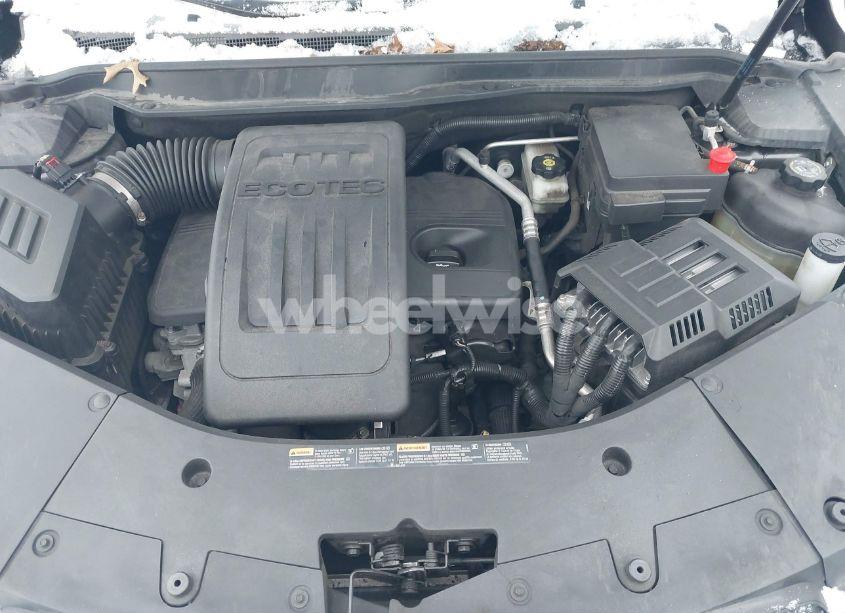 Photo 10 of 2016 Chevrolet Equinox LS (VIN 2GNALBEK2G6255470)