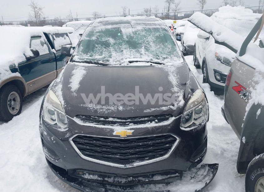 Photo 11 of 2016 Chevrolet Equinox LS (VIN 2GNALBEK2G6255470)