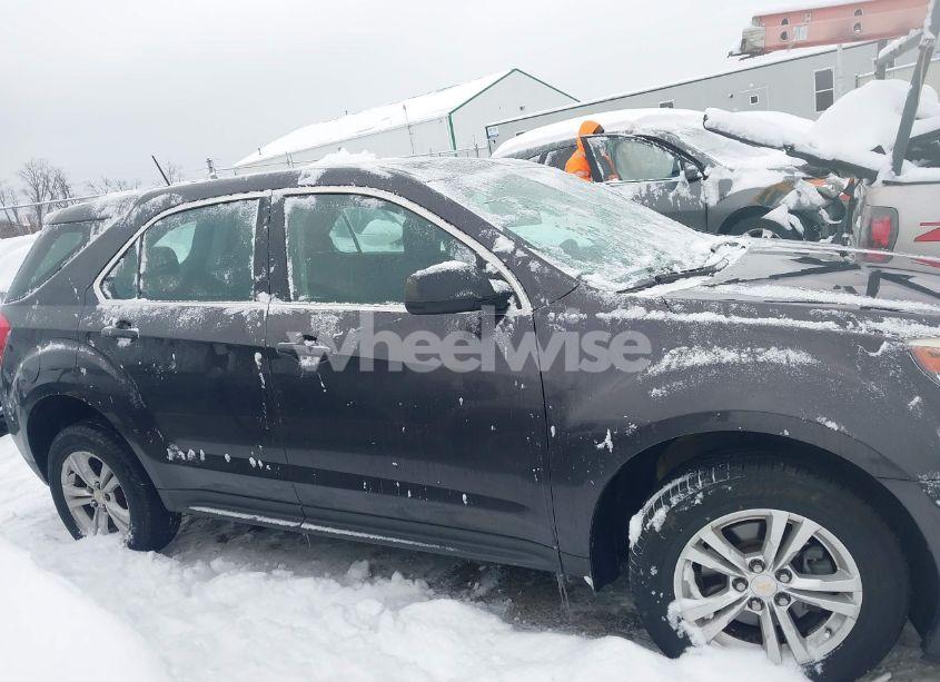 Photo 12 of 2016 Chevrolet Equinox LS (VIN 2GNALBEK2G6255470)