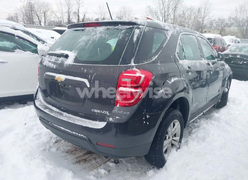 Photo 4 of 2016 Chevrolet Equinox LS (VIN 2GNALBEK2G6255470)