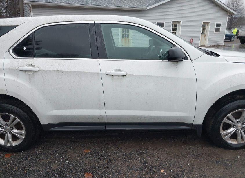 Photo 14 of 2017 Chevrolet Equinox LS (VIN 2GNALBEK2H1516756)