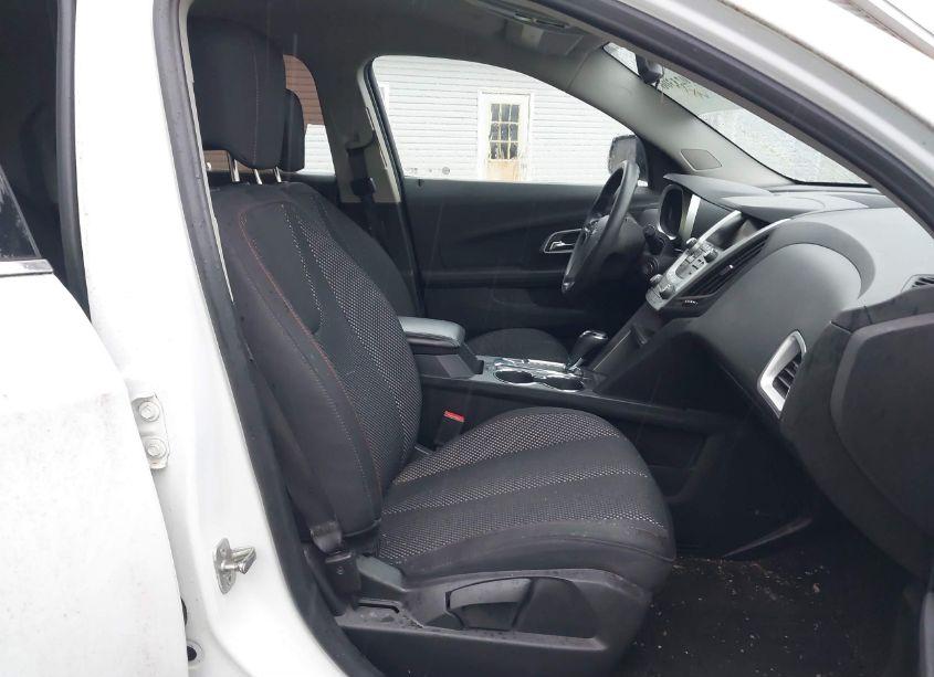 Photo 5 of 2017 Chevrolet Equinox LS (VIN 2GNALBEK2H1516756)