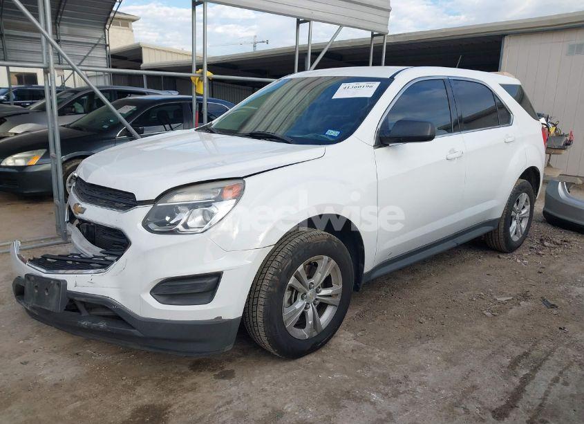 Photo 2 of 2017 Chevrolet Equinox LS (VIN 2GNALBEK2H1522508)