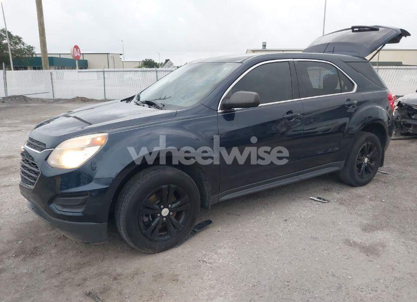 Photo 2 of 2017 Chevrolet Equinox LS (VIN 2GNALBEK2H1532973)
