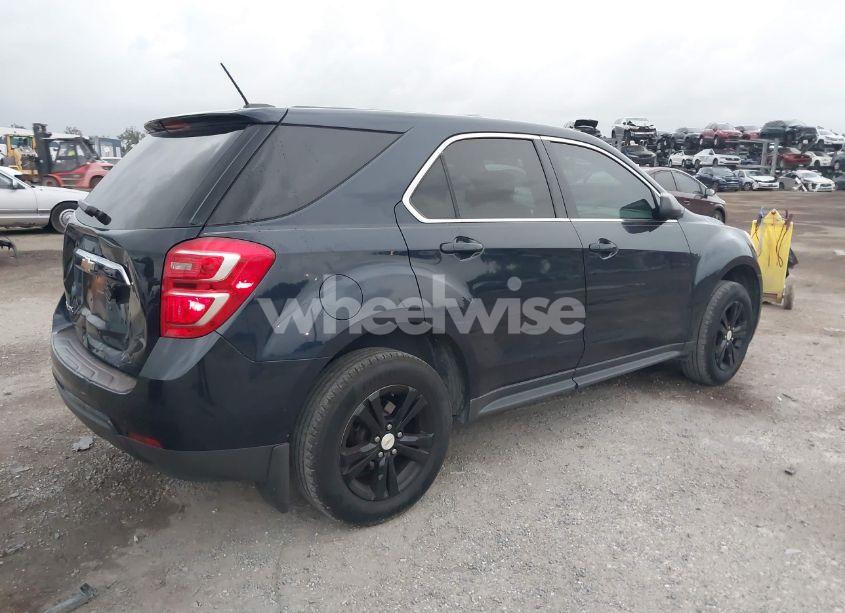 Photo 4 of 2017 Chevrolet Equinox LS (VIN 2GNALBEK2H1532973)