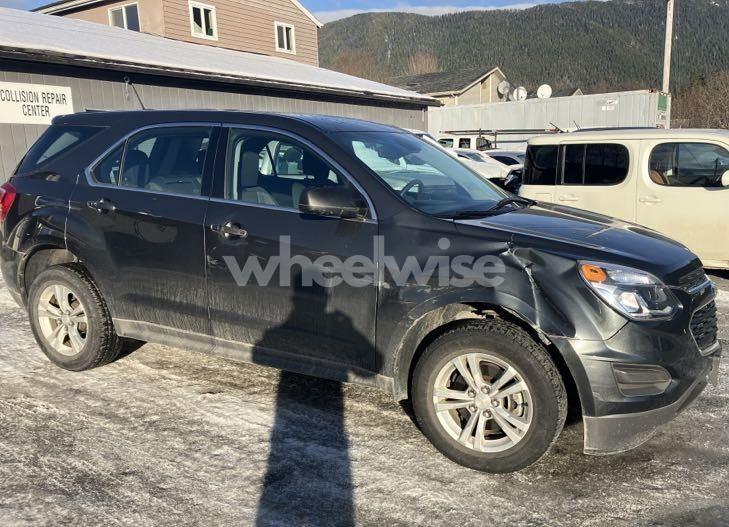 2017 Chevrolet Equinox LS (VIN 2GNALBEK2H1565780) main photo
