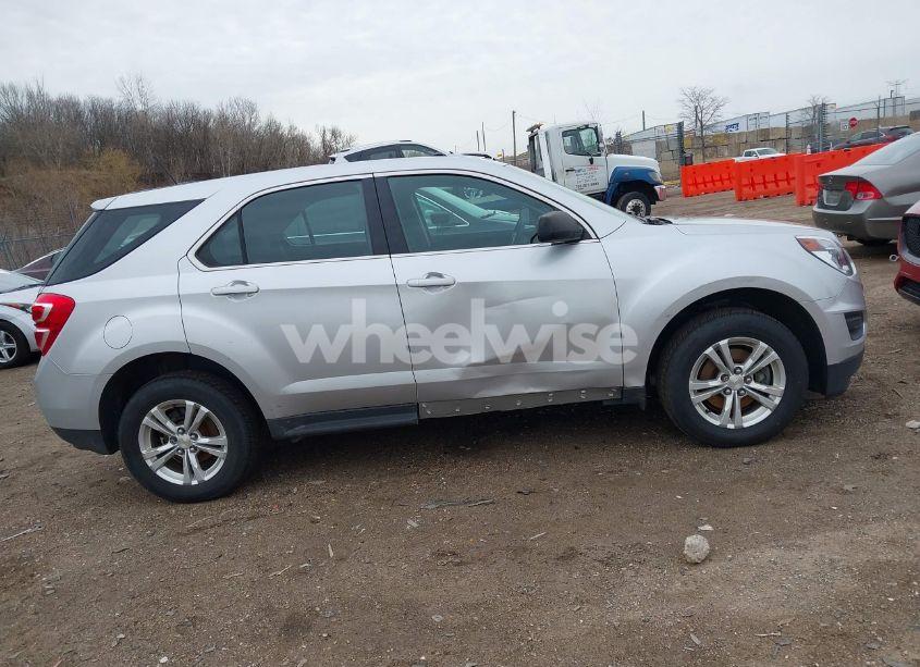 Photo 13 of 2017 Chevrolet Equinox LS (VIN 2GNALBEK2H1579159)