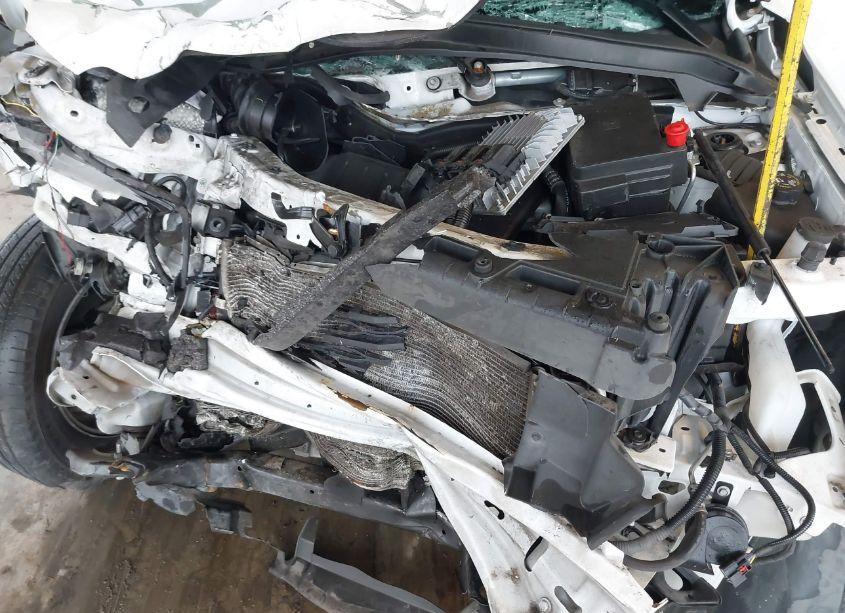 Photo 10 of 2017 Chevrolet Equinox LS (VIN 2GNALBEK2H1599606)