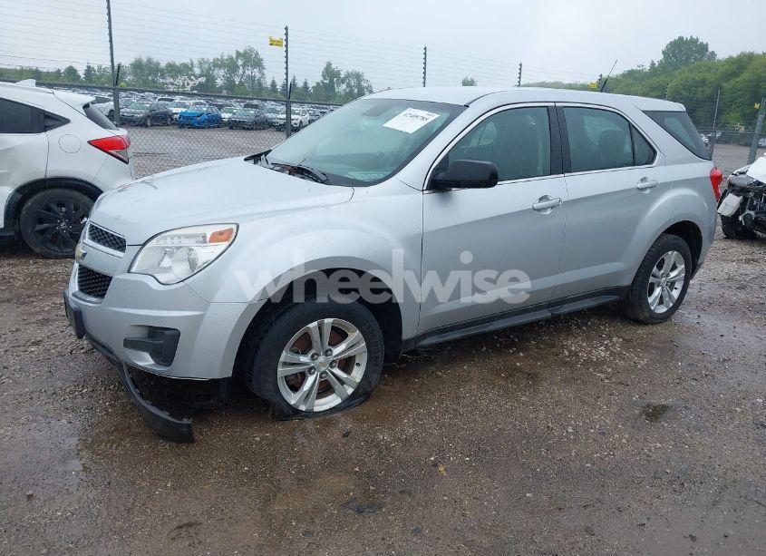 Photo 2 of 2012 Chevrolet Equinox LS (VIN 2GNALBEK3C6344829)