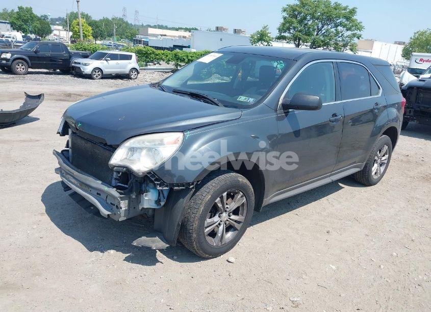 Photo 2 of 2013 Chevrolet Equinox LS (VIN 2GNALBEK3D1114674)