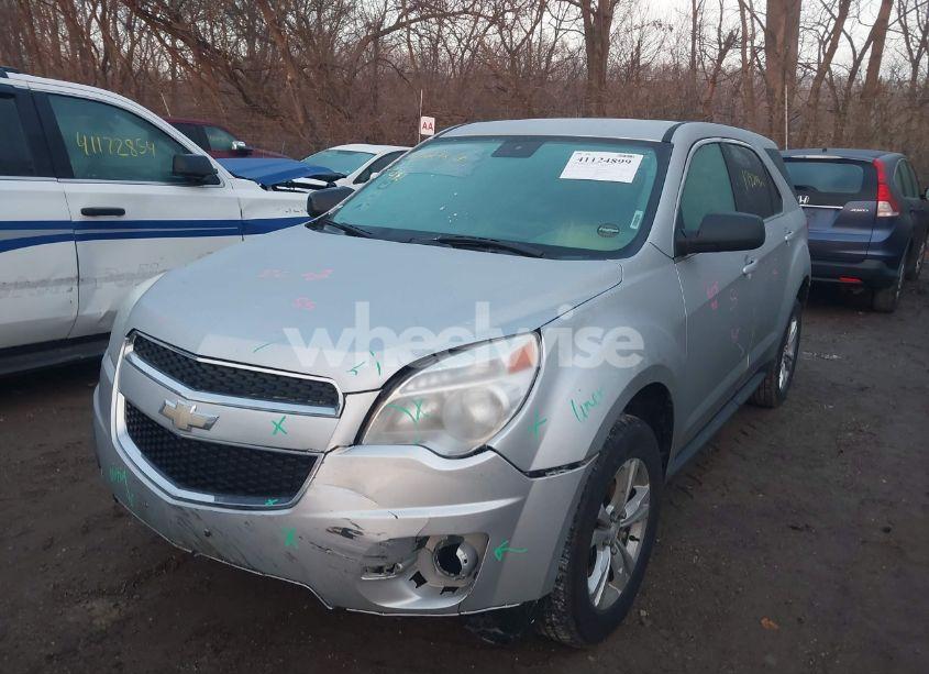 Photo 2 of 2013 Chevrolet Equinox LS (VIN 2GNALBEK3D6114399)