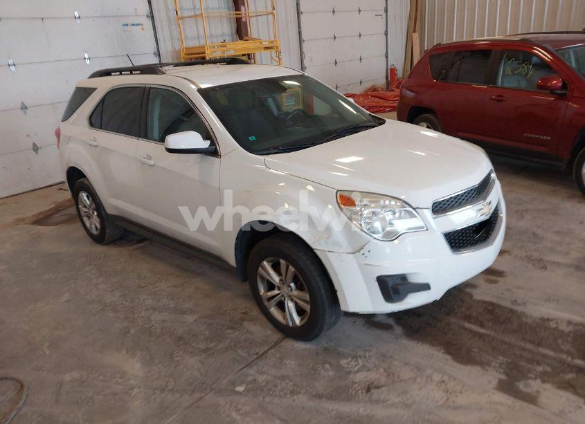 2015 Chevrolet Equinox 1LT (VIN 2GNALBEK3F1180273) main photo
