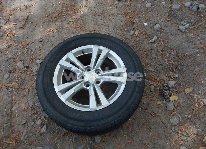 Photo 12 of 2015 Chevrolet Equinox 1LT (VIN 2GNALBEK3F6279873)