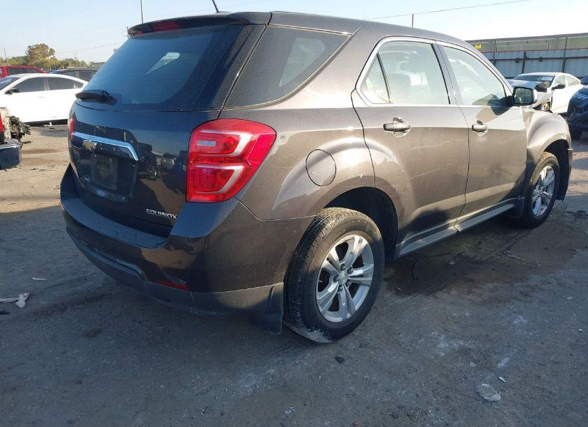 Photo 4 of 2016 Chevrolet Equinox LS (VIN 2GNALBEK3G6297243)