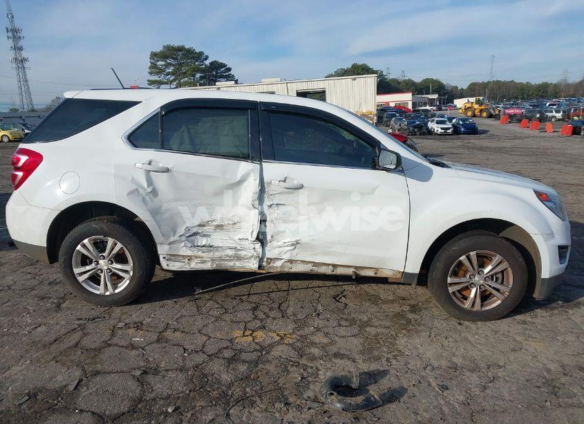 Photo 6 of 2017 Chevrolet Equinox LS (VIN 2GNALBEK3H1514000)