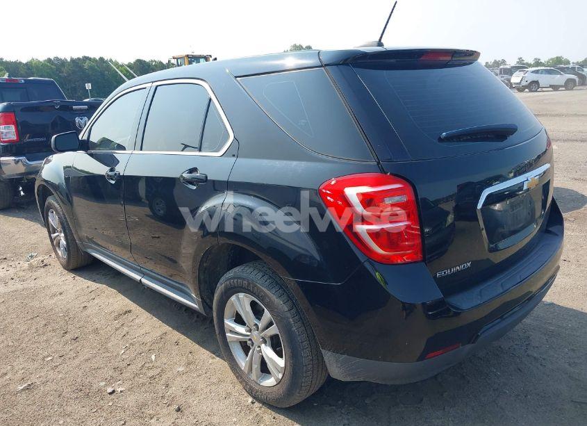 Photo 3 of 2017 Chevrolet Equinox LS (VIN 2GNALBEK3H1594401)