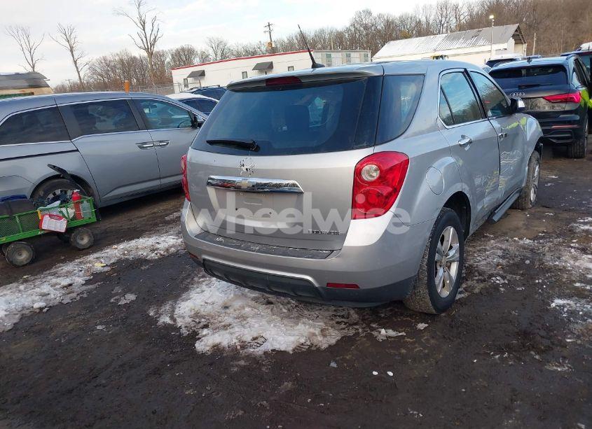 Photo 4 of 2012 Chevrolet Equinox LS (VIN 2GNALBEK4C1225197)