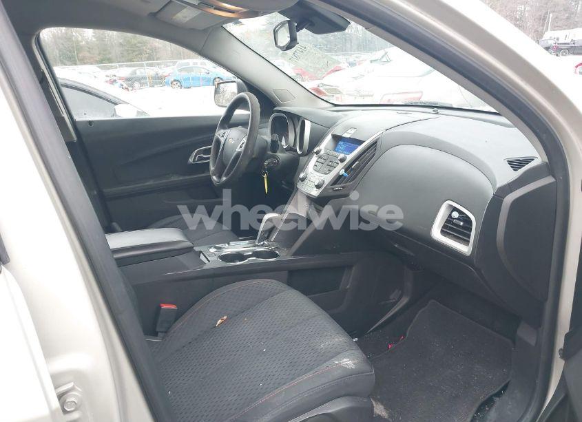 Photo 5 of 2013 Chevrolet Equinox LS (VIN 2GNALBEK4D6245017)