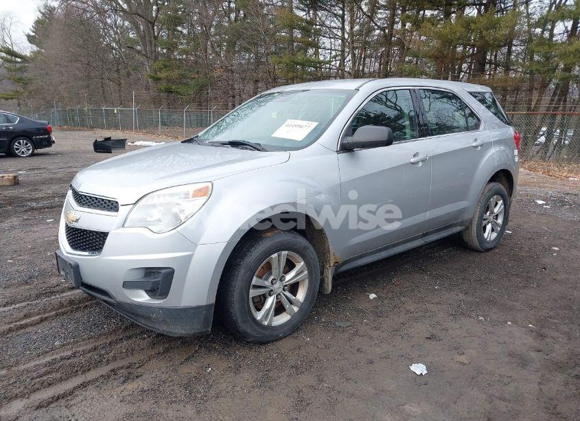 Photo 2 of 2013 Chevrolet Equinox LS (VIN 2GNALBEK4D6258446)
