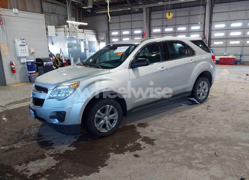 Photo 2 of 2013 Chevrolet Equinox LS (VIN 2GNALBEK4D6259998)