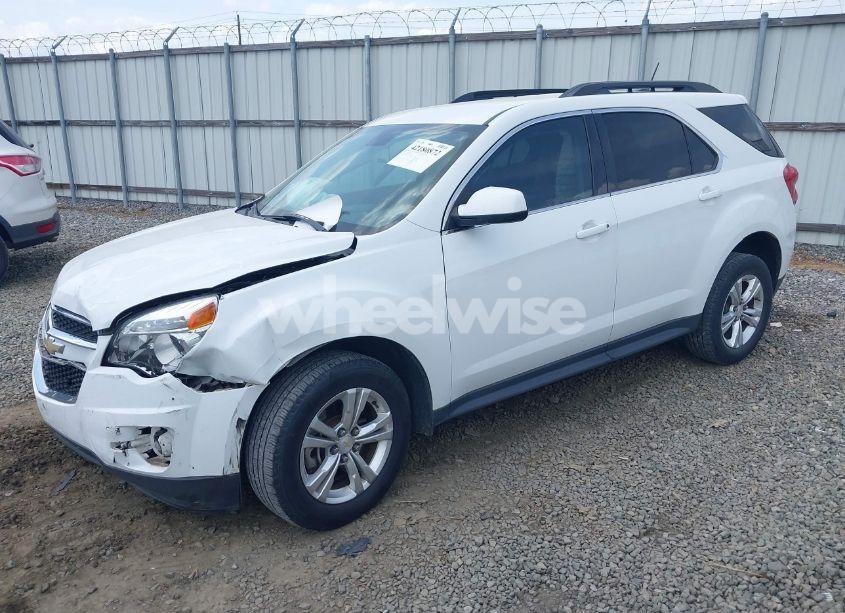 Photo 2 of 2015 Chevrolet Equinox 1LT (VIN 2GNALBEK4F1141188)
