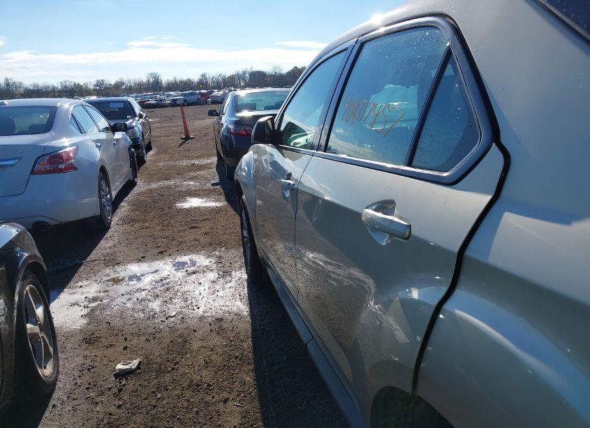 Photo 14 of 2016 Chevrolet Equinox LS (VIN 2GNALBEK4G1115966)